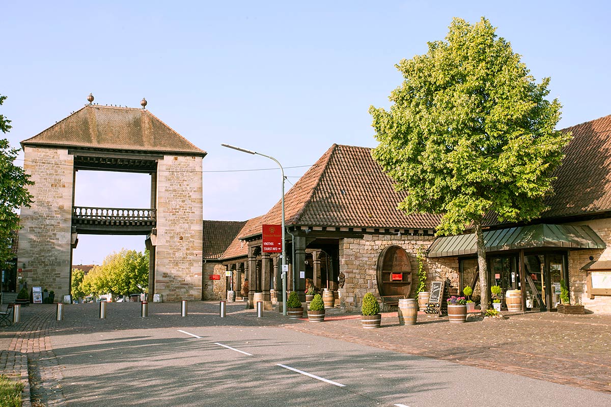 Deutsches Weintor, Schweigen - © Manfred Kuntz